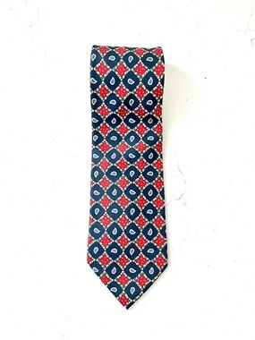 Fendi Navy and Red Geometric Paisley Silk Tie 100% silk Made in Italy